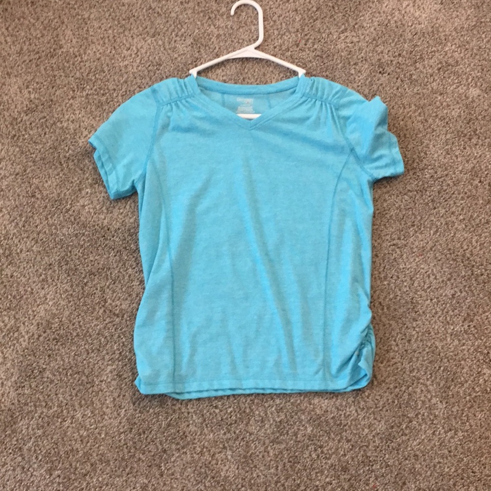 A workout t-shirt.